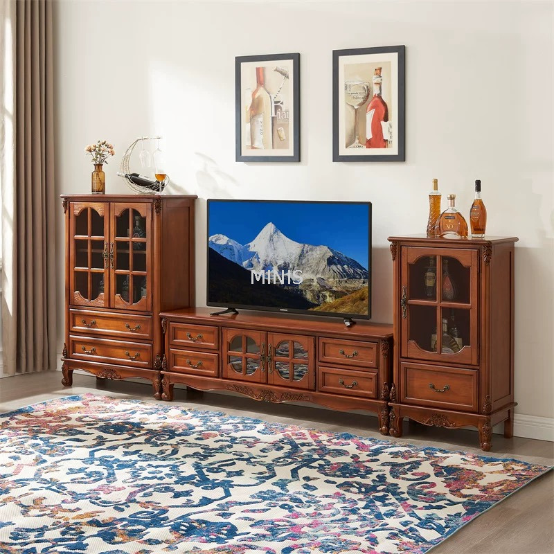 Salon marron bonne télévision à la télévision et table basse en bois