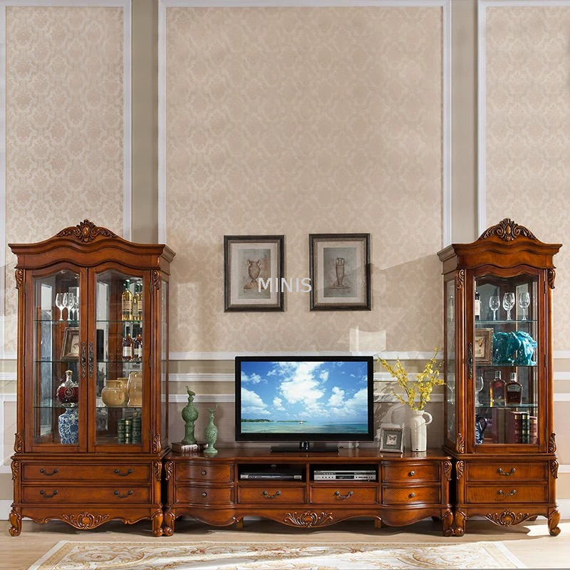 Salon marron bonne télévision à la télévision et table basse en bois